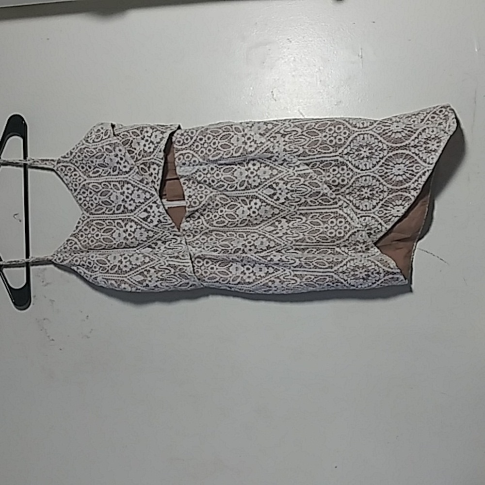 Lacy sexy spaghetti strap dress size medium Elliatt